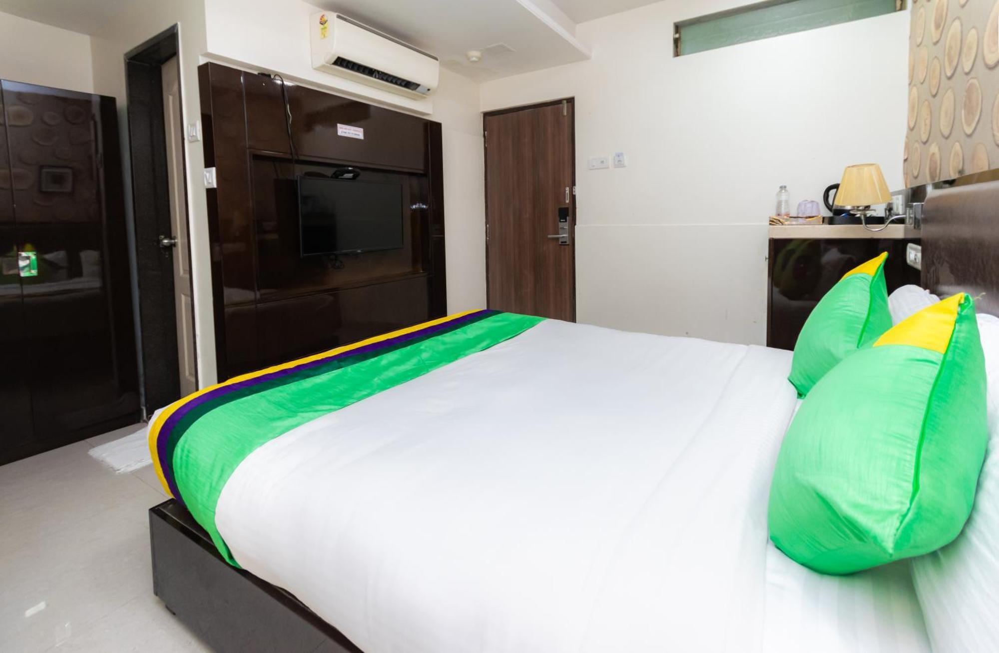 Treebo Laaiba Residency Otel Mumbai Dış mekan fotoğraf
